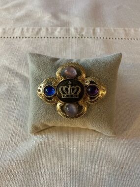 Heraldic Crown Brooch